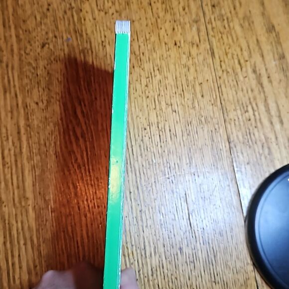 Santa's Workshop 2000 Christmas Board Book by Sarah Willson - Picture 3 of 3